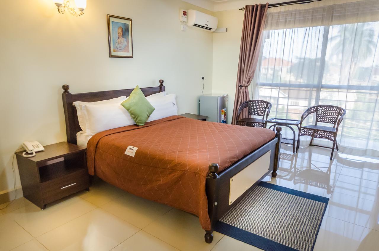 Marie'S Royale Hotel Kampala Bagian luar foto