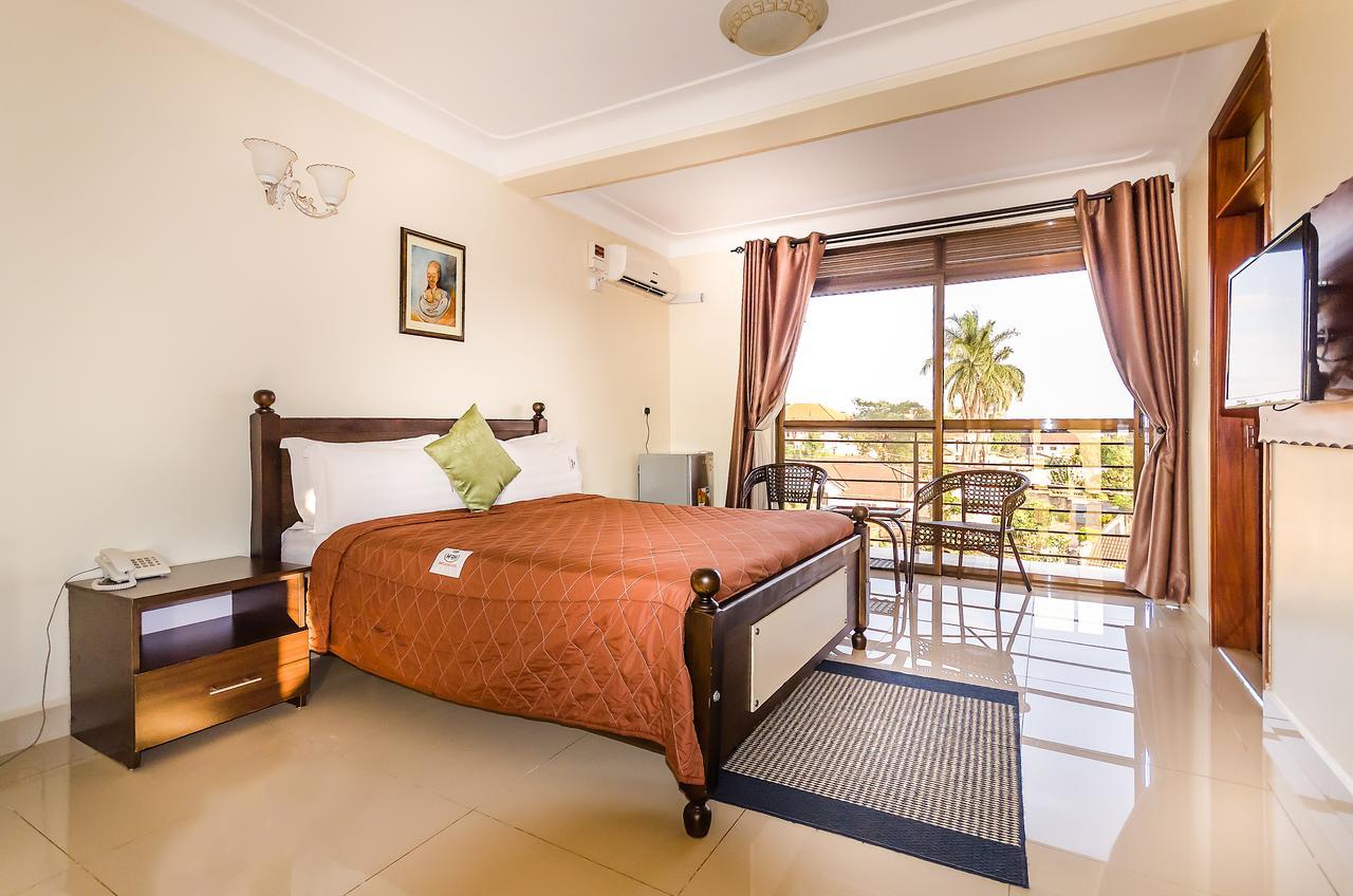 Marie'S Royale Hotel Kampala Bagian luar foto